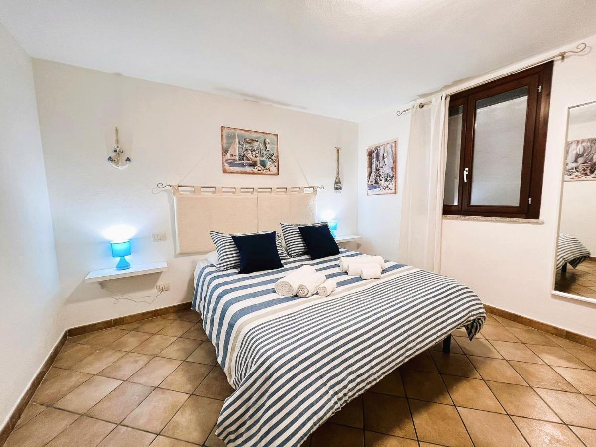 Villa del Moro, FREE WIFI, 300mt from Sinzias' Beach Costa Rei Esterno foto